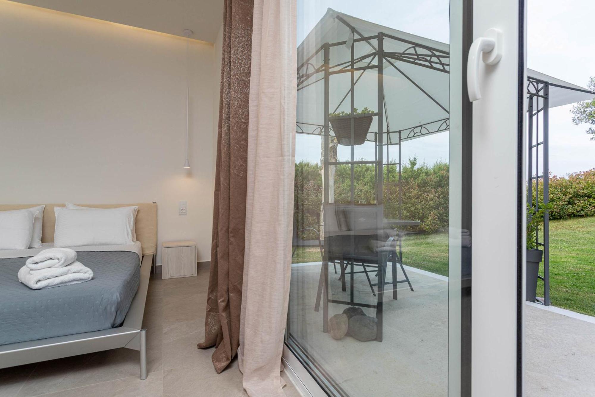 Mellagia Suites Kassandreia Esterno foto